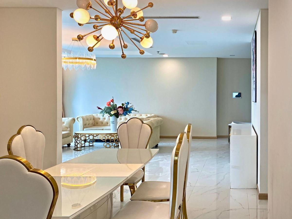 Landmark 81 - Airbnb * TP. Hồ Chí Minh