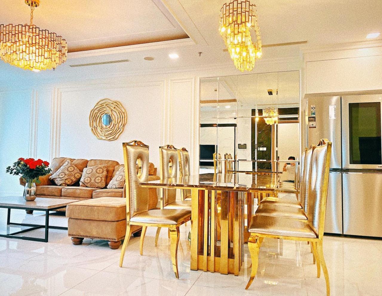 Landmark 81 - Airbnb * TP. Hồ Chí Minh