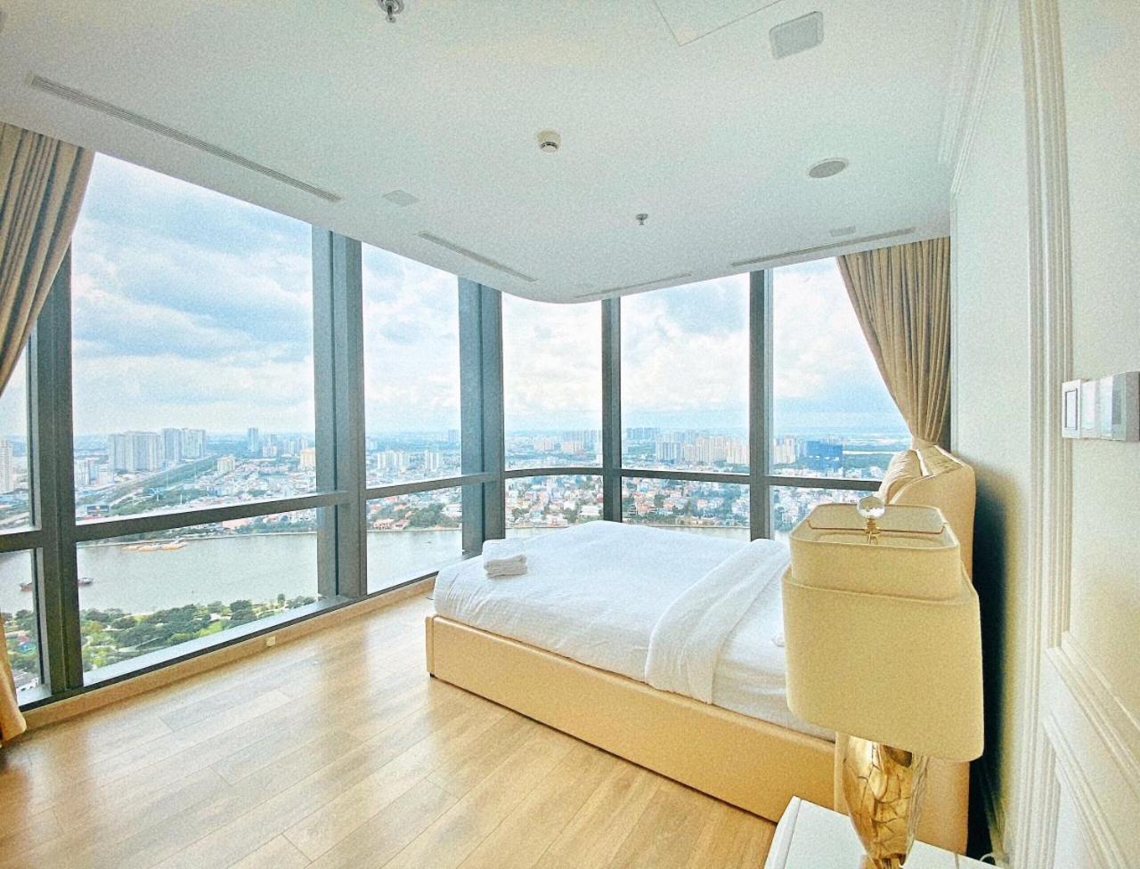 Landmark 81 - Airbnb * TP. Hồ Chí Minh
